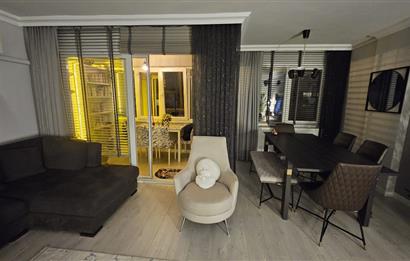 Bostanlı'da Komple Tadilatlı 3+1 Satılık Daire