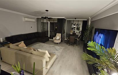 Bostanlı'da Komple Tadilatlı 3+1 Satılık Daire