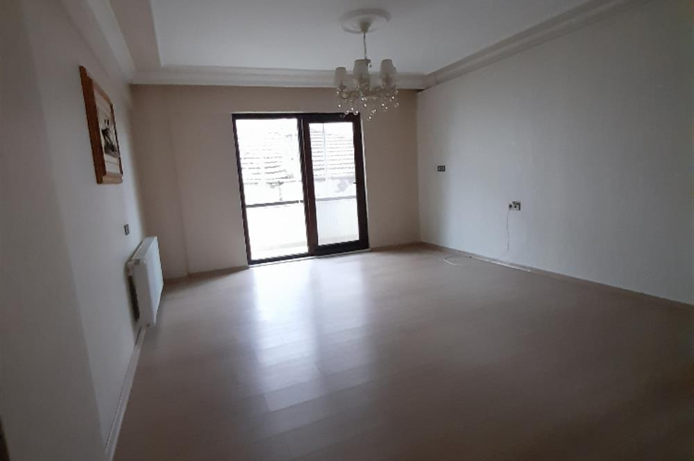 SAKARYA ADAPAZARI AKINCILARDA MÜSTAKİL SATILIK BİNA