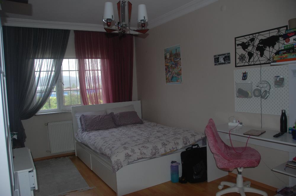 YÜZÜNCÜYIL DA SATILIK 3+1 DAİRE