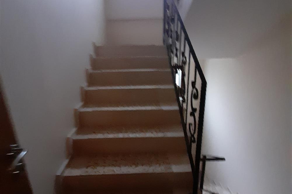 SAKARYA ADAPAZARI AKINCILARDA MÜSTAKİL SATILIK BİNA