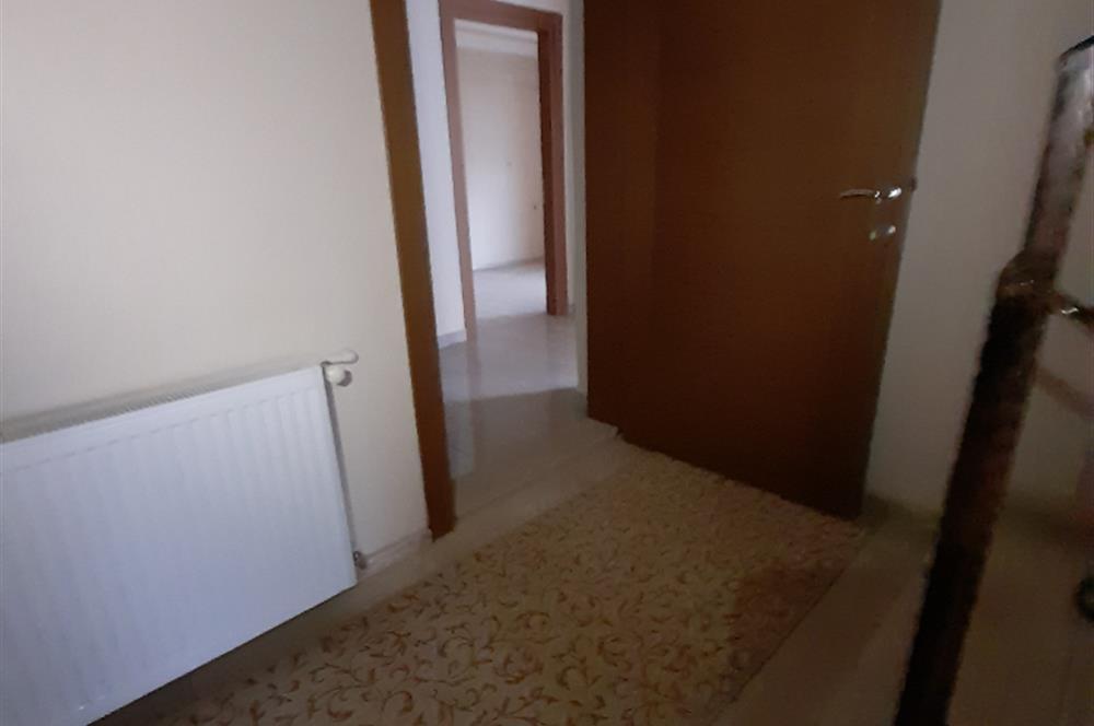 SAKARYA ADAPAZARI AKINCILARDA MÜSTAKİL SATILIK BİNA