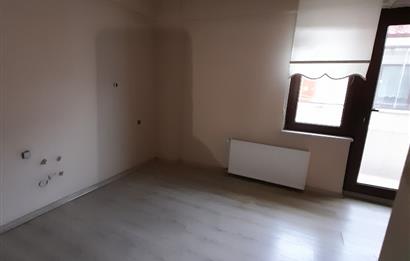 SAKARYA ADAPAZARI AKINCILARDA MÜSTAKİL SATILIK BİNA