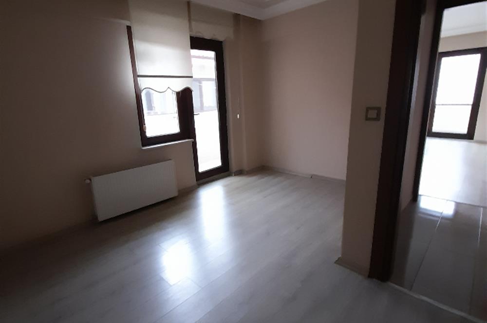 SAKARYA ADAPAZARI AKINCILARDA MÜSTAKİL SATILIK BİNA
