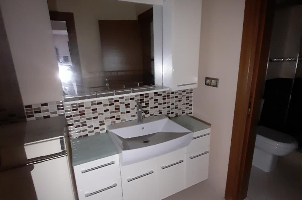 SAKARYA ADAPAZARI AKINCILARDA MÜSTAKİL SATILIK BİNA