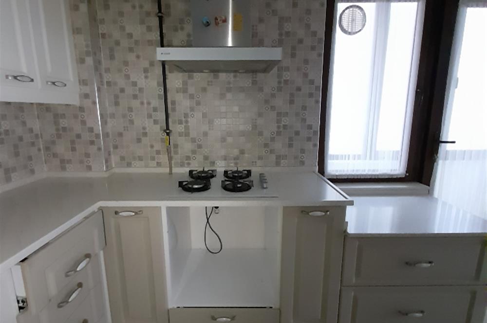SAKARYA ADAPAZARI AKINCILARDA MÜSTAKİL SATILIK BİNA