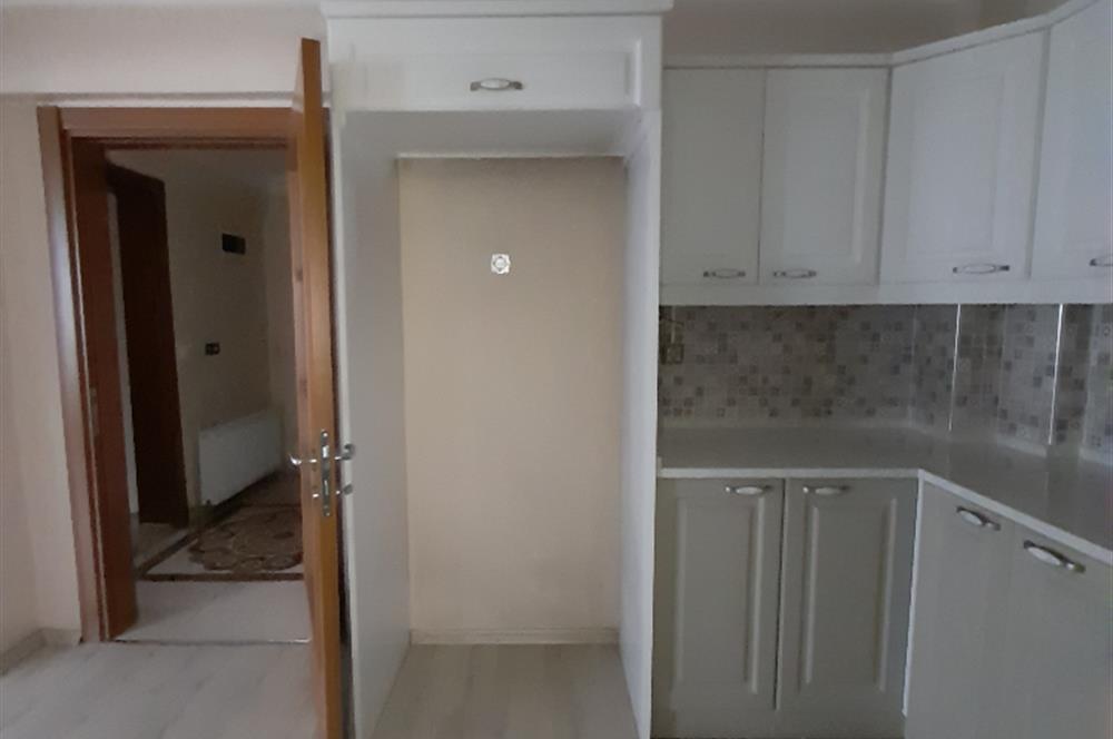 SAKARYA ADAPAZARI AKINCILARDA MÜSTAKİL SATILIK BİNA