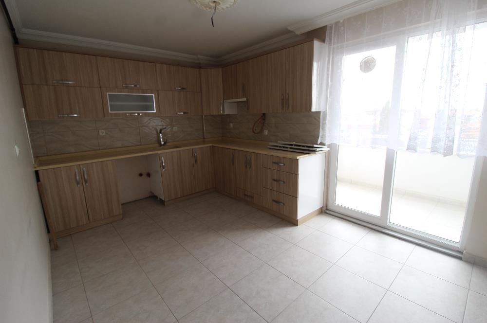 CENTURY 21 BAL'DAN TOYGAR MAH. ÜÇPINAR YOLUNDA 3+1 KİRALIK DAİRE