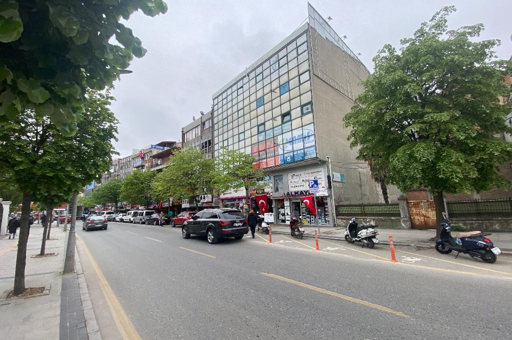 C21 İZ MEHMET ÇAKAR'DAN MERKEZDE KİRALIK BÜYÜK OFİS...