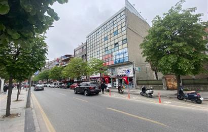 C21 İZ MEHMET ÇAKAR'DAN MERKEZDE KİRALIK BÜYÜK OFİS...