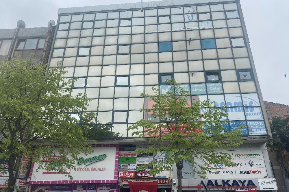 C21 İZ MEHMET ÇAKAR'DAN MERKEZDE KİRALIK BÜYÜK OFİS...