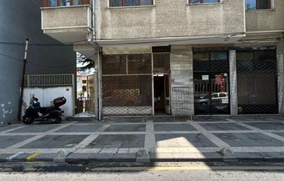 TÜLAY ÖZKÖK'TEN CUMA PAZARI MERKEZİ KATLI SATILIK DÜKKAN