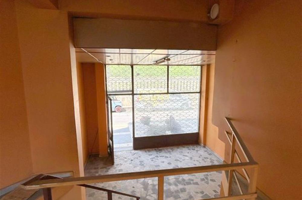 TÜLAY ÖZKÖK'TEN CUMA PAZARI MERKEZİ KATLI SATILIK DÜKKAN