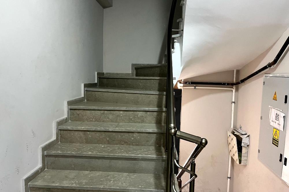 Ümraniye Aşağı Dudullu'da satılık yeni 2+1