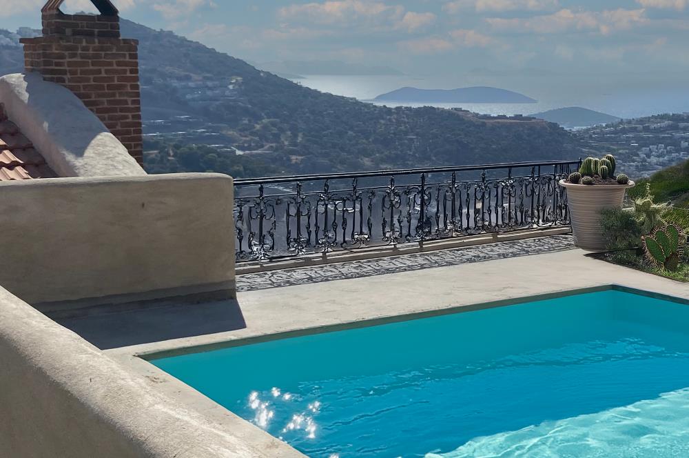 Bodrum Yalıkavak Geriş'te Deniz Manzaralı Satılık Müstakil Villa