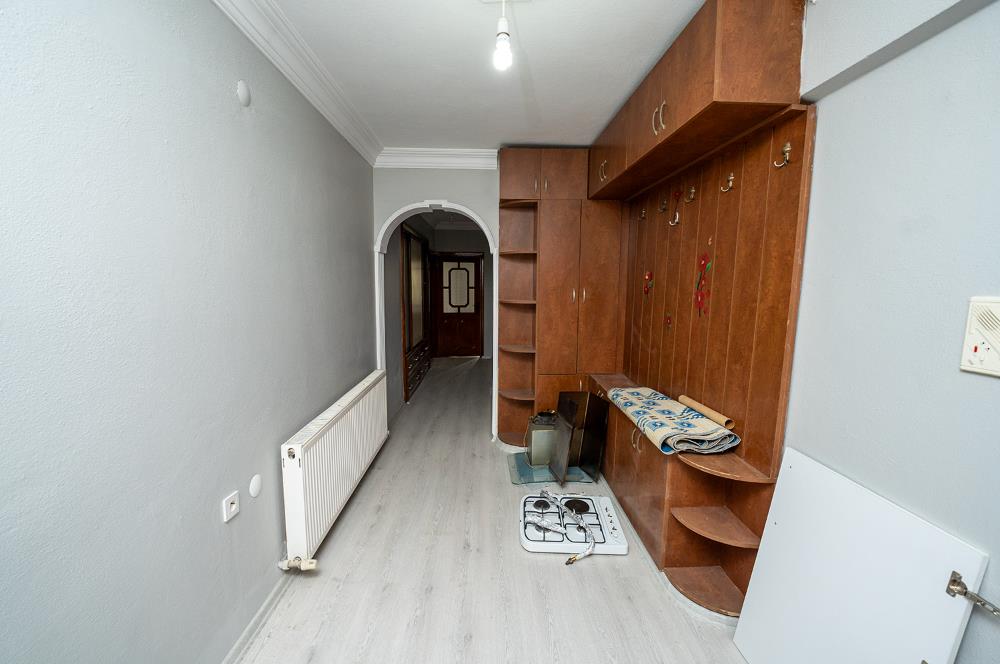 C21; Cius Orhangazi Cad Güney Cephe 3+1 Satılık Daire