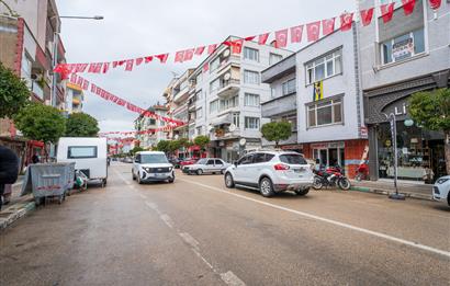 C21; Cius Orhangazi Cad Güney Cephe 3+1 Satılık Daire