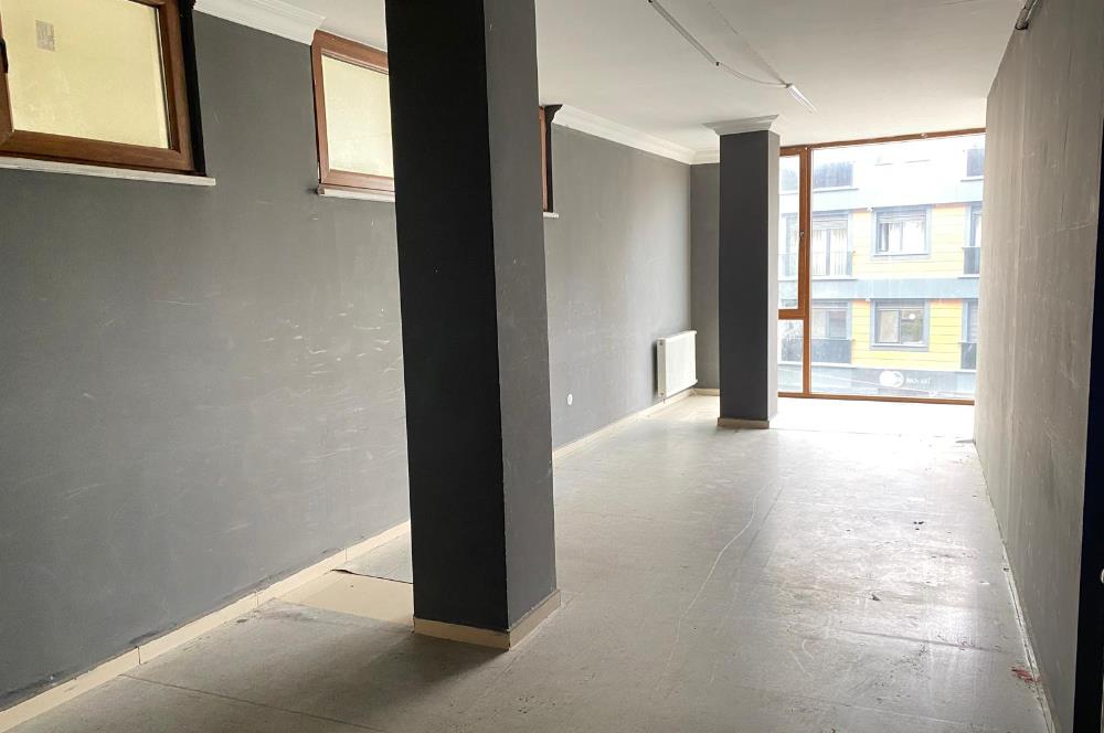 Kağıthane'de Dükkan 65 m2