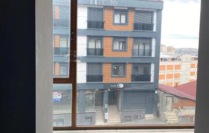 Kağıthane'de Dükkan 65 m2