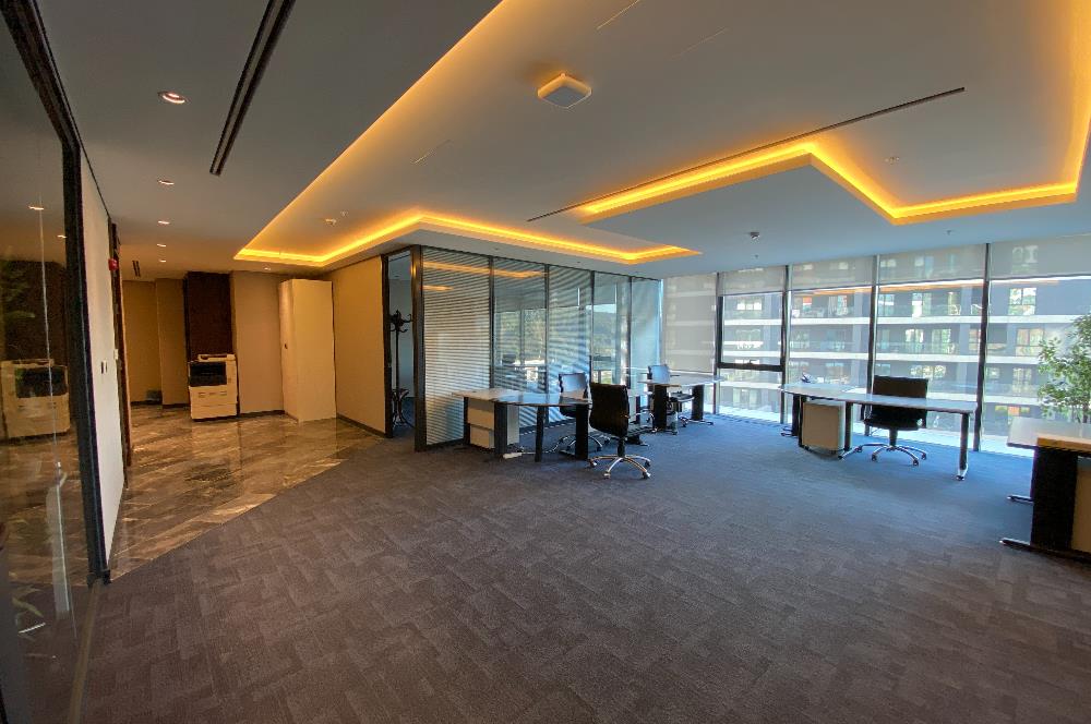 Porta Vadi Kiralık Ofis 293m2 Mobilyalı Dekorasyonlu Vadistanbul