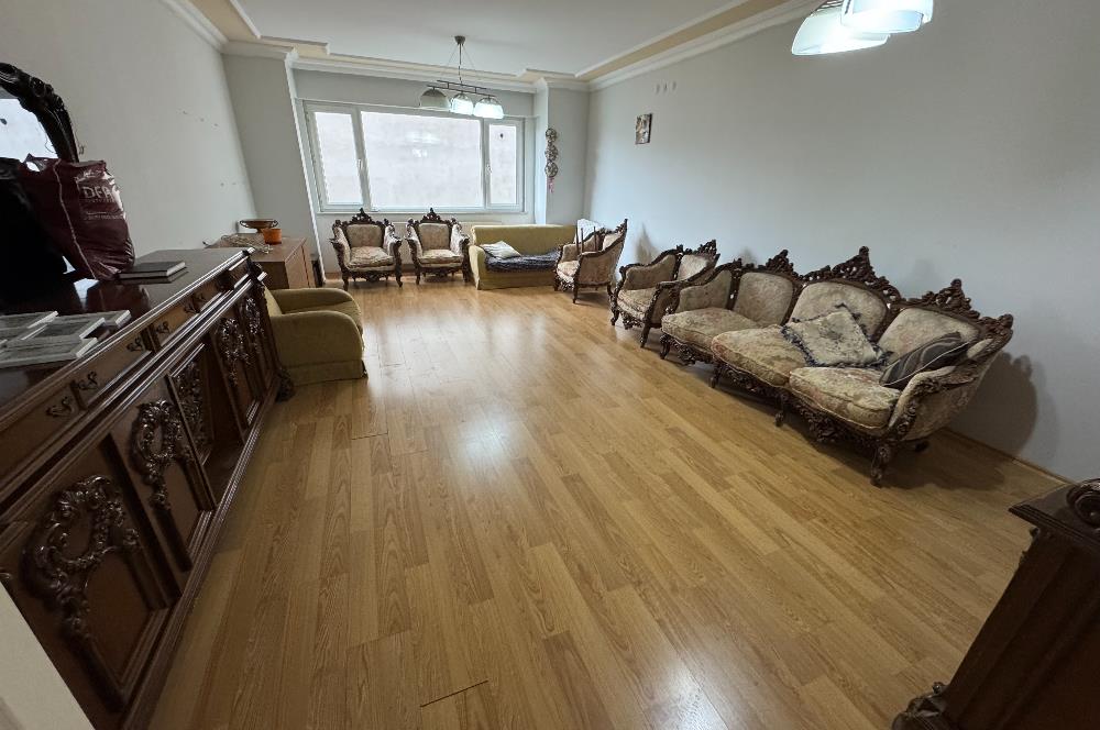 PENDİK KELEBEKLER VADİSİ SİTESİ 3+1, HAVUZLU DAİRE