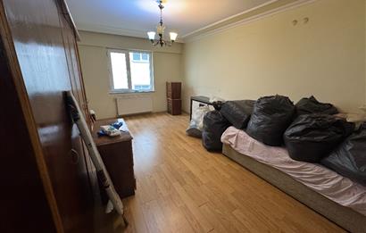 PENDİK KELEBEKLER VADİSİ SİTESİ 3+1, HAVUZLU DAİRE