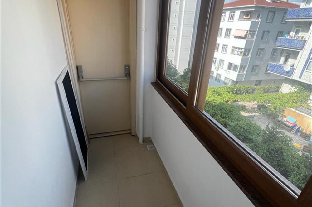 MALTEPE FATİH CAD. SİTE'DE, 3+1 BAKIMLI DAİRE