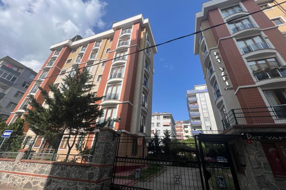 MALTEPE FATİH CAD. SİTE'DE, 3+1 BAKIMLI DAİRE