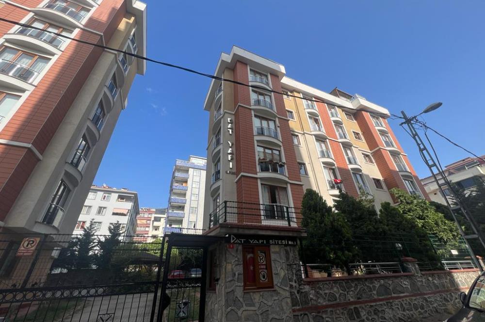MALTEPE FATİH CAD. SİTE'DE, 3+1 BAKIMLI DAİRE