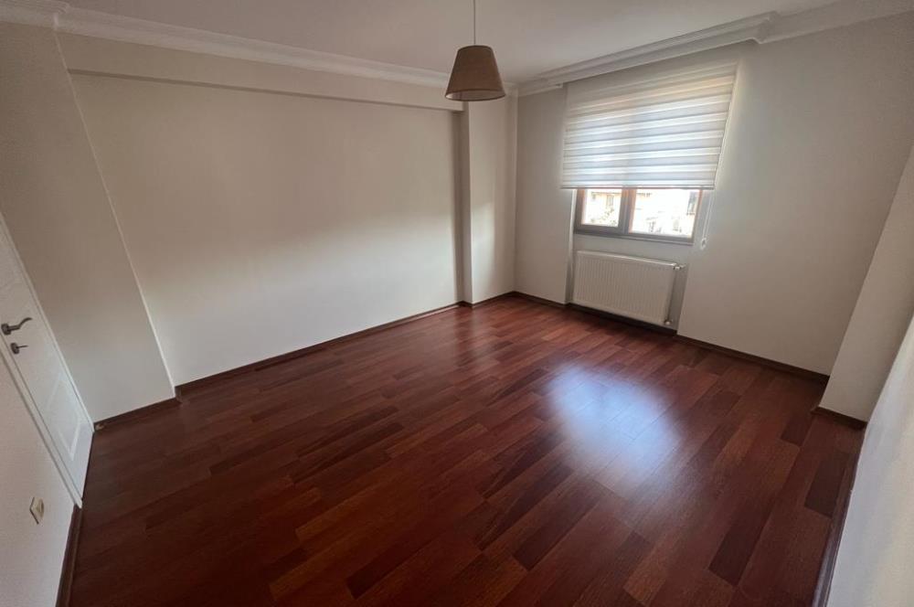 MALTEPE FATİH CAD. SİTE'DE, 3+1 BAKIMLI DAİRE