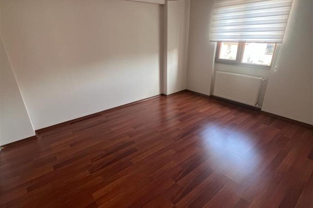 MALTEPE FATİH CAD. SİTE'DE, 3+1 BAKIMLI DAİRE