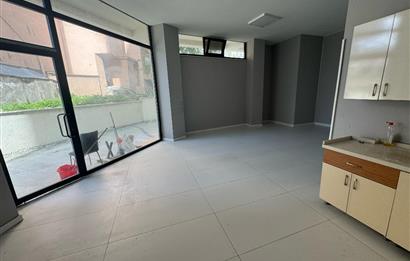 BAĞDAT CAD. 90m2 KİRALIK DÜKKAN