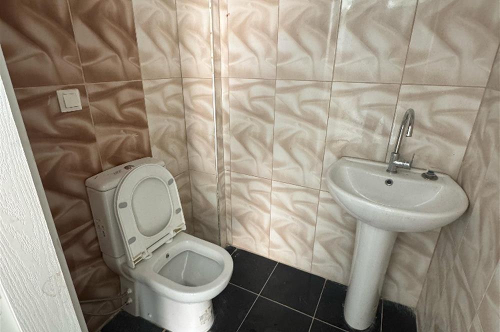 BAĞDAT CAD. 90m2 KİRALIK DÜKKAN