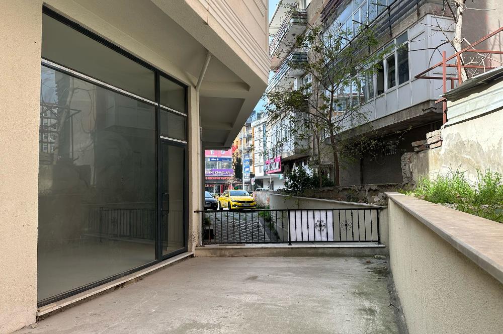 BAĞDAT CAD. 90m2 KİRALIK DÜKKAN