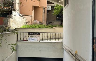 BAĞDAT CAD. 90m2 KİRALIK DÜKKAN