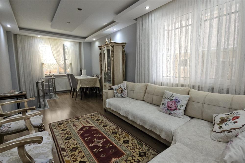 Maltepe Bağlarbaşı Satılık 2+1 SGK Binası Yakını Bahçe Dubleks