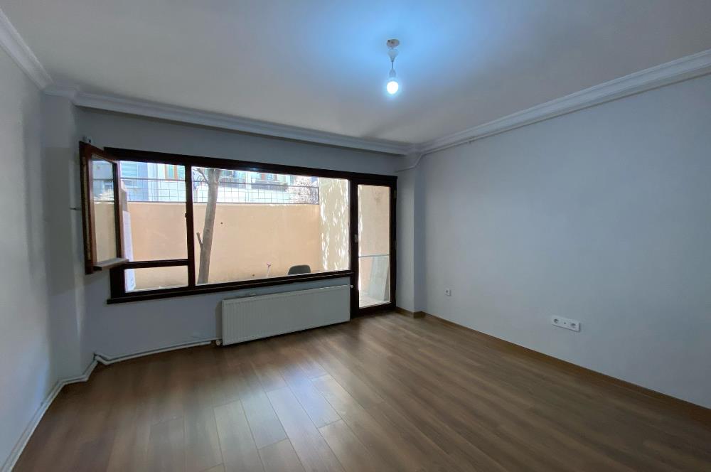 ORTAKÖY'DE TADİLATLI, BAHÇE KULLANIMLI 1+1 KİRALIK DAİRE