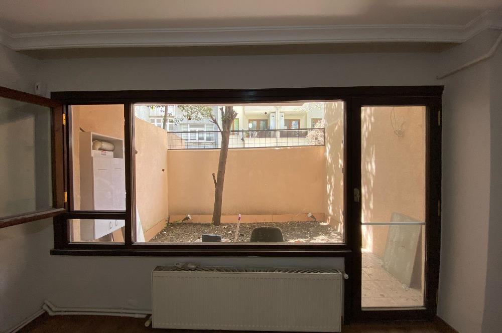 ORTAKÖY'DE TADİLATLI, BAHÇE KULLANIMLI 1+1 KİRALIK DAİRE