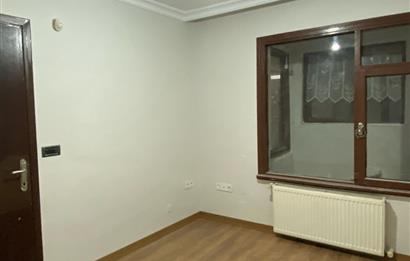 ORTAKÖY'DE TADİLATLI, BAHÇE KULLANIMLI 1+1 KİRALIK DAİRE