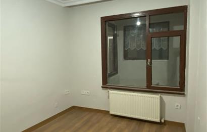 ORTAKÖY'DE TADİLATLI, BAHÇE KULLANIMLI 1+1 KİRALIK DAİRE