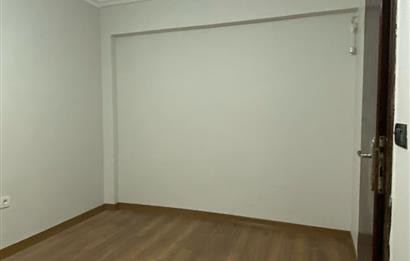ORTAKÖY'DE TADİLATLI, BAHÇE KULLANIMLI 1+1 KİRALIK DAİRE