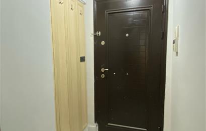 ORTAKÖY'DE TADİLATLI, BAHÇE KULLANIMLI 1+1 KİRALIK DAİRE