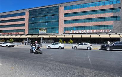 Atasehir Kiralik Plaza Kati