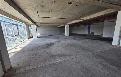 Atasehir Kiralik Plaza Kati
