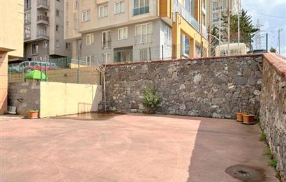 TÜLAY ÖZKÖK SİTE MAHALLESİ MERKEZDE ÖN KULLANIMLI KİRALIK DÜKKAN