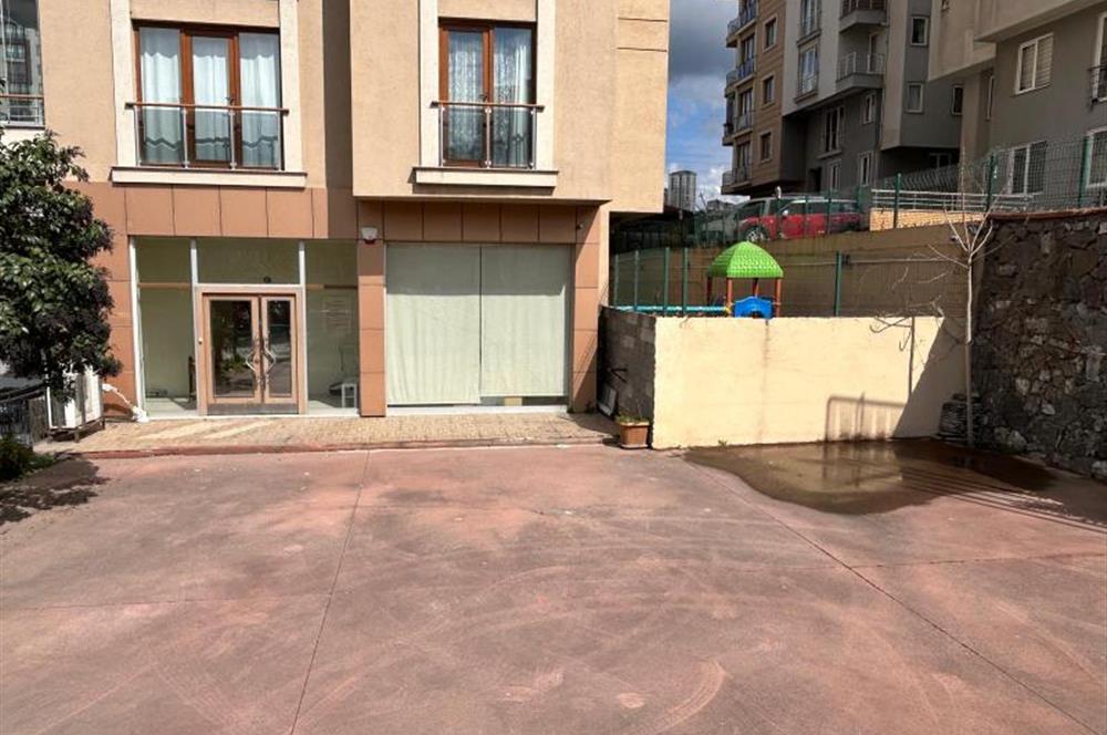 TÜLAY ÖZKÖK SİTE MAHALLESİ MERKEZDE ÖN KULLANIMLI KİRALIK DÜKKAN