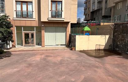TÜLAY ÖZKÖK SİTE MAHALLESİ MERKEZDE ÖN KULLANIMLI KİRALIK DÜKKAN
