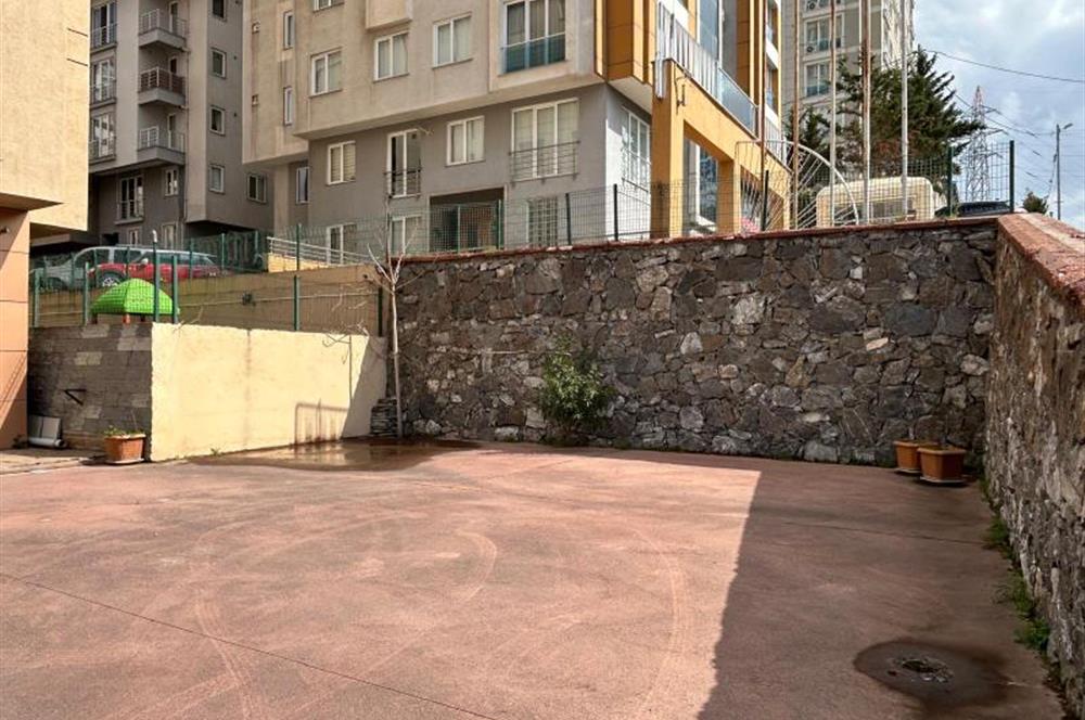TÜLAY ÖZKÖK SİTE MAHALLESİ MERKEZDE ÖN KULLANIMLI KİRALIK DÜKKAN