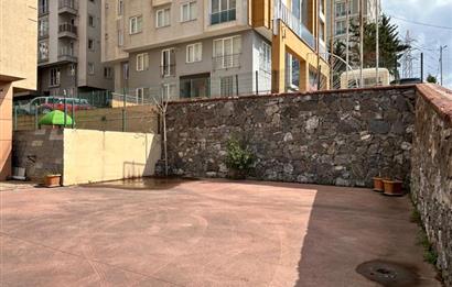 TÜLAY ÖZKÖK SİTE MAHALLESİ MERKEZDE ÖN KULLANIMLI KİRALIK DÜKKAN