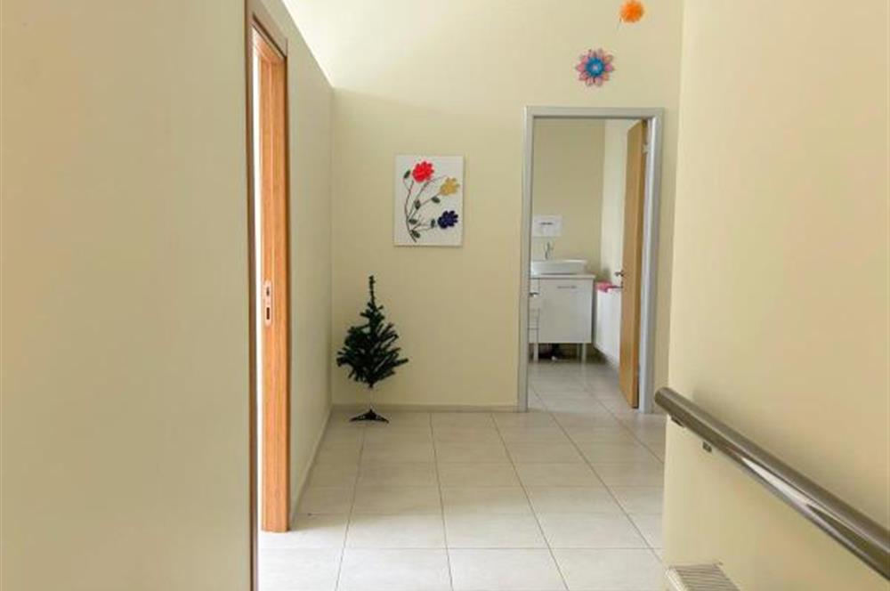 TÜLAY ÖZKÖK SİTE MAHALLESİ MERKEZDE ÖN KULLANIMLI KİRALIK DÜKKAN